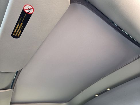 Used 2023 Tesla Model 3 Standard Range image 30