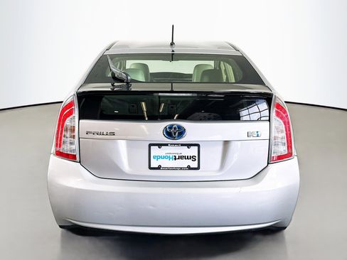 Used 2012 Toyota Prius Two FWD image 6