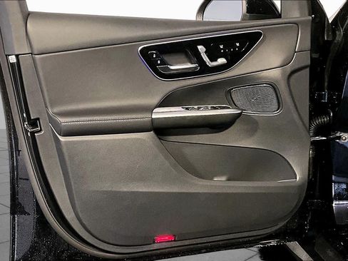 New 2026 Mercedes-Benz GLC 300 4MATIC image 11