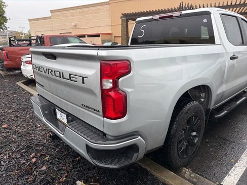 Used 2022 Chevrolet Silverado 1500 Custom w/ Safety Confidence Package image 7