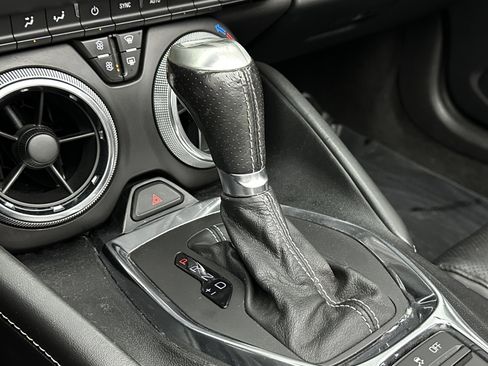 Used 2020 Chevrolet Camaro SS image 17
