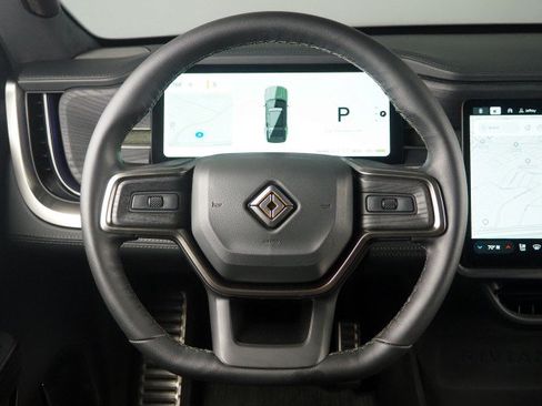 Used 2024 Rivian R1S Adventure AWD/4WD image 19