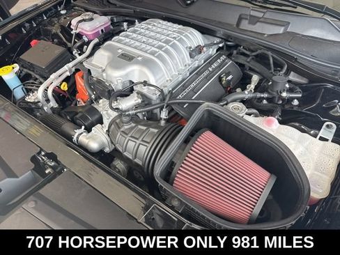 Used 2022 Dodge Challenger SRT Hellcat w/ SRT Black Package RWD image 33