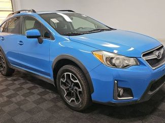 Used 2016 Subaru Crosstrek 2.0i Premium w/ Moonroof Package AWD/4WD video 1