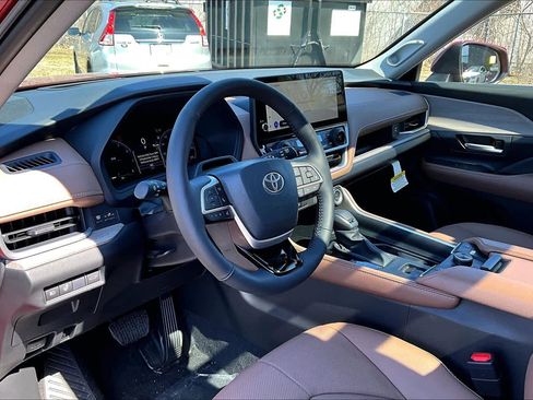 New 2026 Toyota Grand Highlander AWD image 8