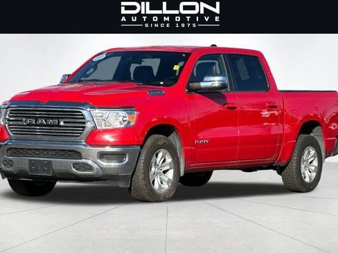 Used 2024 RAM 1500 Laramie AWD/4WD image 8