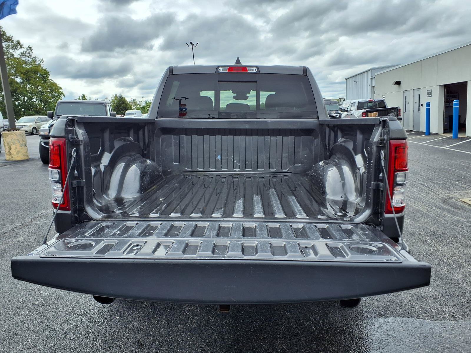 Used 2022 RAM 1500 Big Horn AWD/4WD image 10
