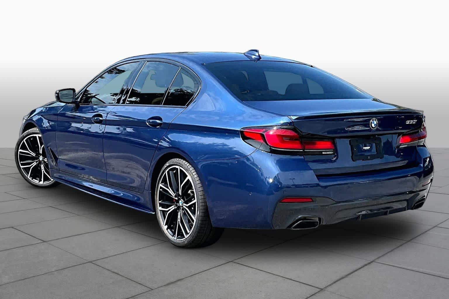 Used 2023 BMW 530i w/ M Sport Package RWD image 12