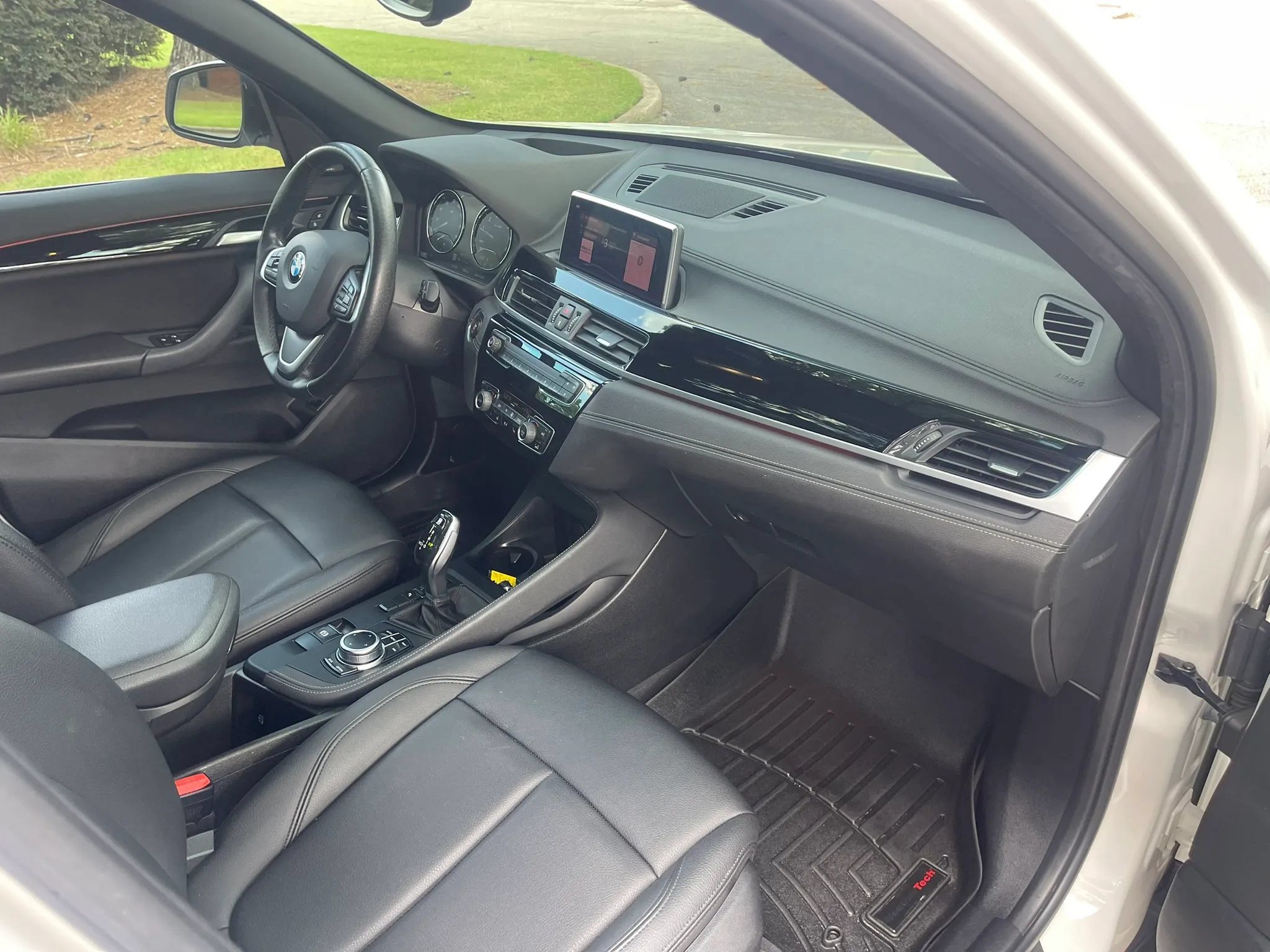 Used 2021 BMW X1 sDrive28i w/ Premium Package FWD image 14