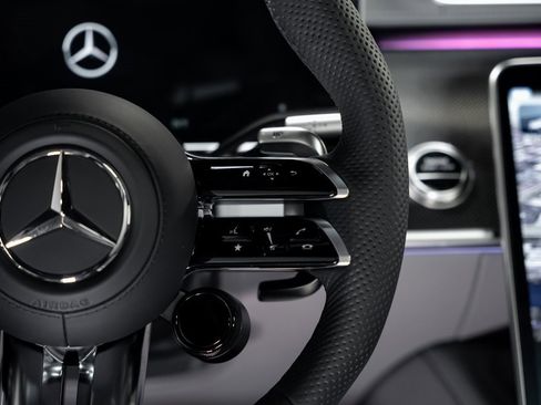 Used 2025 Mercedes-Benz S 63 AMG S image 51