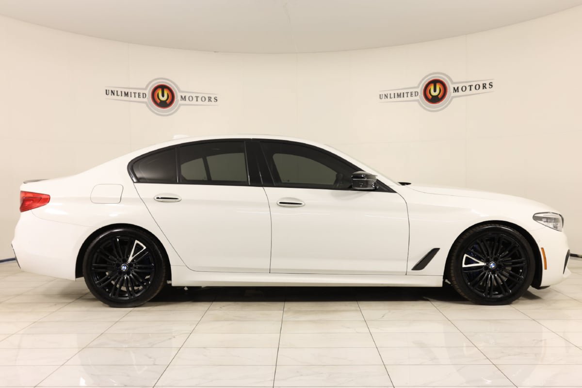 Used 2018 BMW M550i xDrive AWD/4WD image 2