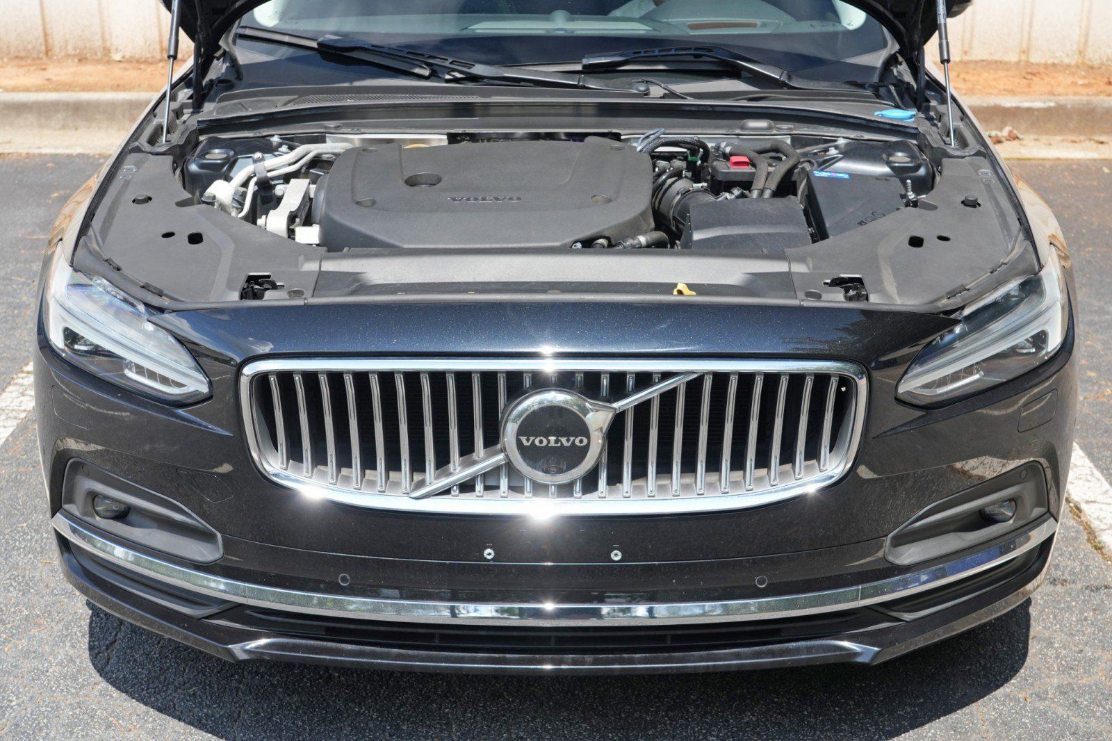 Used 2023 Volvo S90 B6 Ultimate w/ Lounge Package AWD/4WD image 6