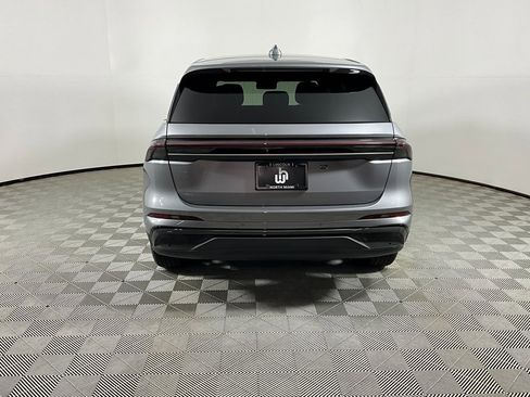 Used 2025 Lincoln Nautilus Premier w/ Jet Appearance Package image 8