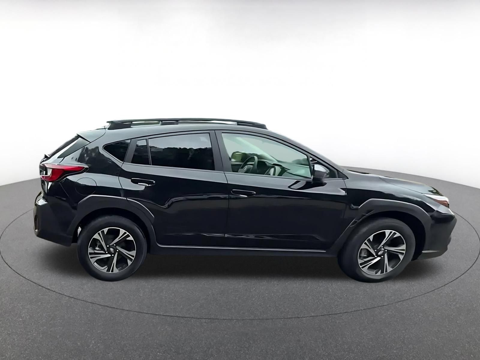 Used 2024 Subaru Crosstrek 2.0i Premium AWD/4WD image 15