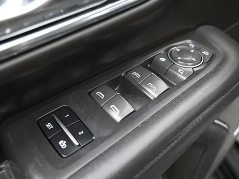 Used 2023 Chevrolet Tahoe High Country RWD image 14