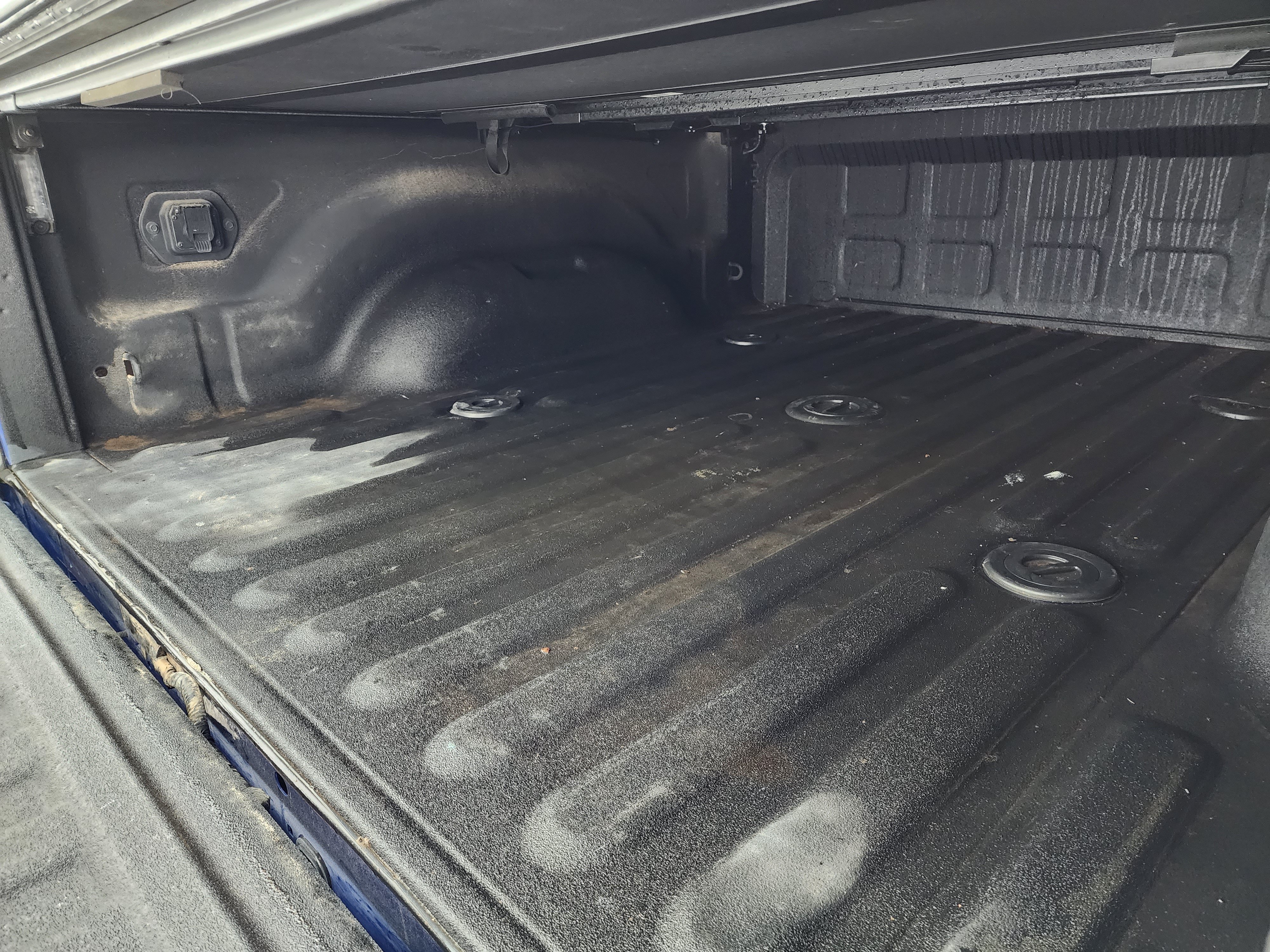 Used 2017 RAM 2500 Laramie AWD/4WD image 5