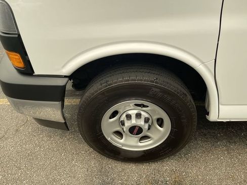 Used 2024 GMC Savana 2500 w/ Driver Convenience Package RWD image 27