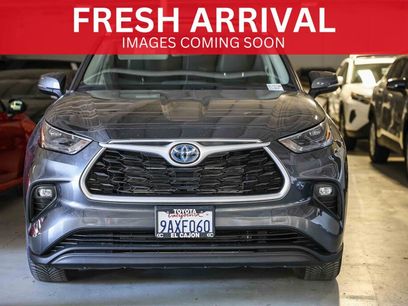 Used 2022 Toyota Highlander XLE