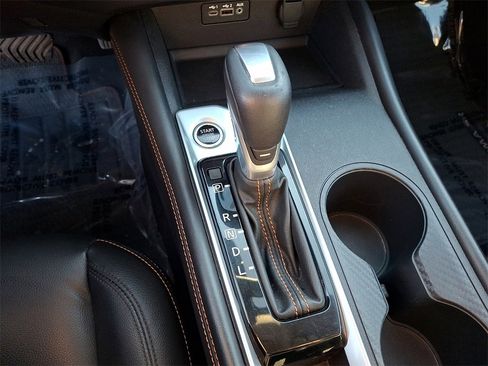 Used 2021 Nissan Altima 2.5 SR w/ SR Premium Package image 16