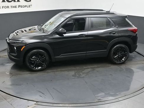 New 2026 Chevrolet TrailBlazer LT FWD image 36