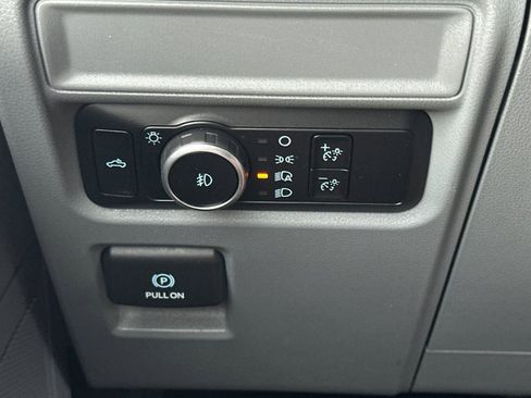 Used 2023 Ford F150 XLT image 23