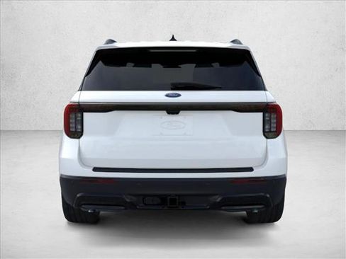 New 2026 Ford Explorer ST-Line image 5