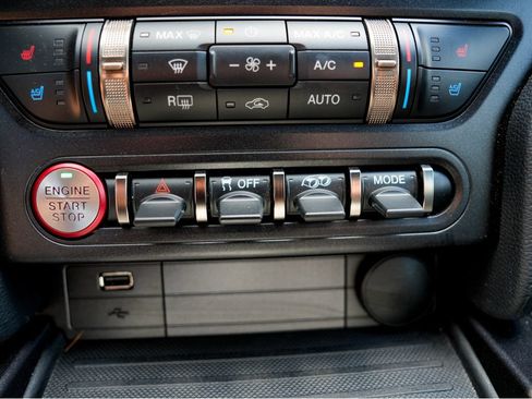 Used 2022 Ford Mustang Shelby GT500 RWD image 35