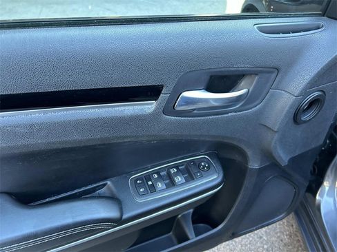 Used 2023 Chrysler 300 S image 19