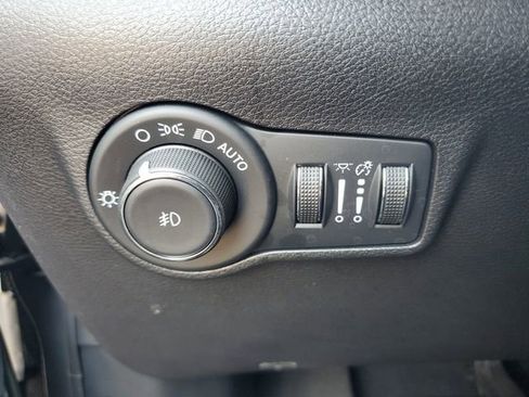 Used 2022 Jeep Compass Altitude image 23
