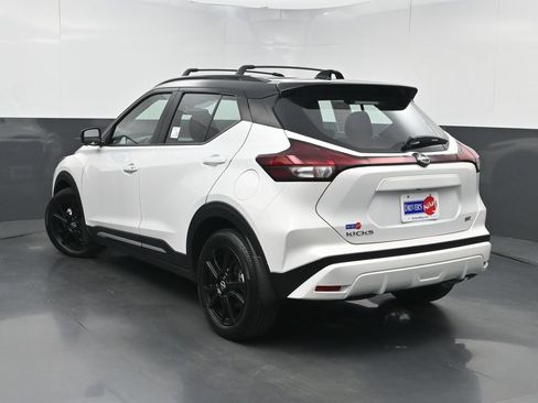 Used 2024 Nissan Kicks SR FWD image 20