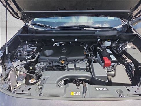 Used 2024 Toyota RAV4 XLE FWD image 17