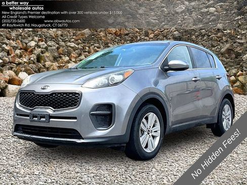 Used 2018 Kia Sportage LX FWD image 1