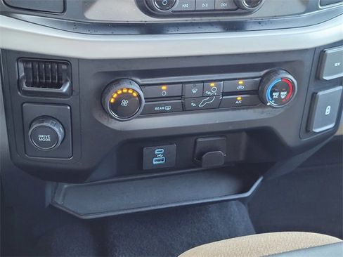 Used 2023 Ford F150 XLT image 11