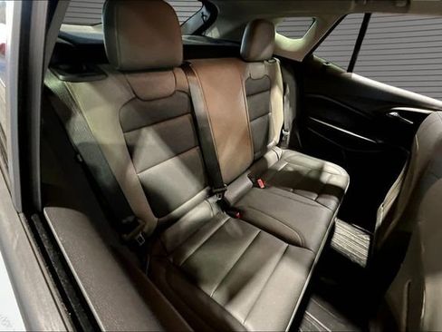 Certified 2025 Chevrolet Trax ACTIV w/ Sunroof Package FWD image 23