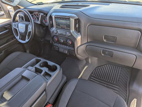 Used 2023 Chevrolet Silverado 3500 LT w/ Convenience Package image 13