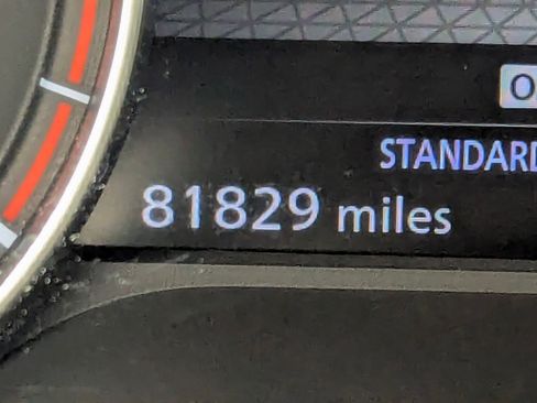 Used 2021 Nissan Rogue SV w/ Premium Package image 19