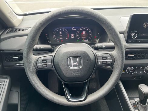 Used 2024 Honda Accord EX image 12