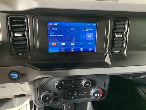 Used 2022 Ford Bronco 4-Door AWD/4WD image 25