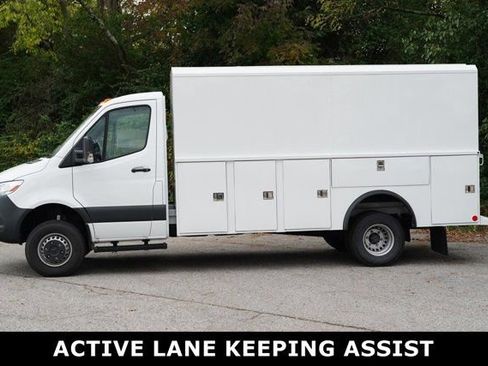 Used 2023 Mercedes-Benz Sprinter 3500 image 10