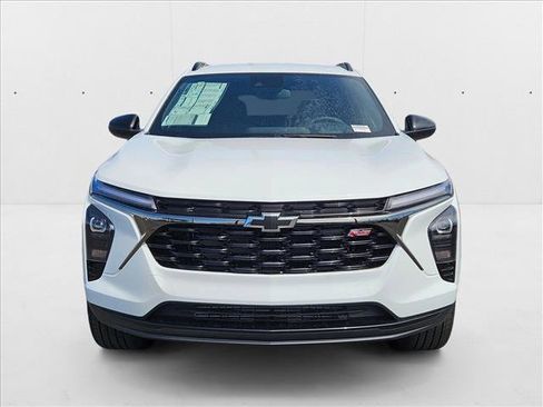 New 2026 Chevrolet Trax RS w/ Driver Confidence Package image 6