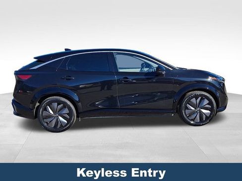 Used 2023 Nissan Ariya FWD image 9