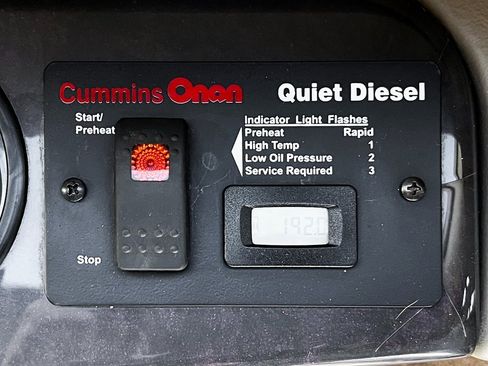 Used 2013 Chevrolet Express 2500 Extended image 21