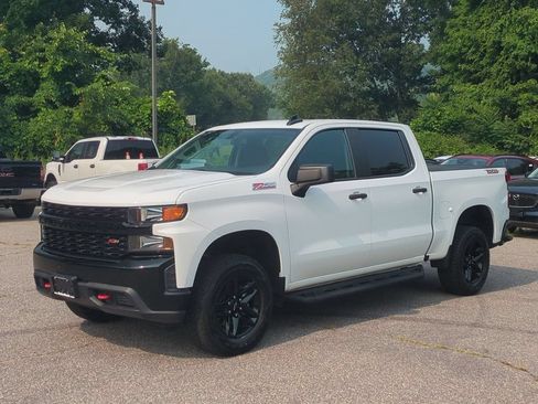 Used 2021 Chevrolet Silverado 1500 Custom Trail Boss AWD/4WD image 9