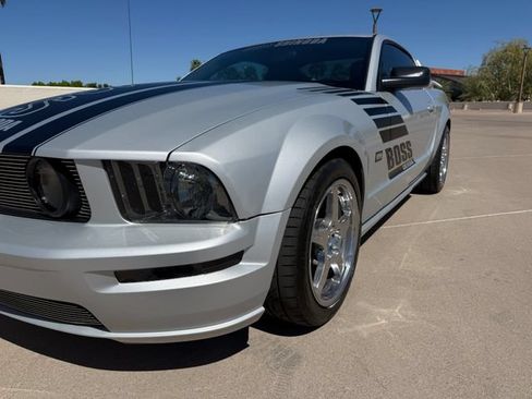 Used 2006 Ford Mustang GT Premium RWD image 12