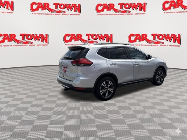 Used 2017 Nissan Rogue SL w/ SL Premium Package FWD image 3