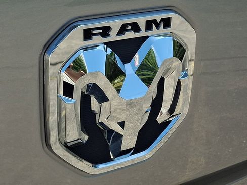 Used 2022 RAM 1500 Big Horn AWD/4WD image 29