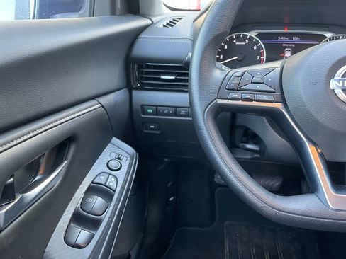 Certified 2025 Nissan Sentra SV w/ Trunk Package FWD image 11