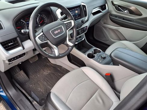 Certified 2022 GMC Terrain SLT w/ Tech Package image 4