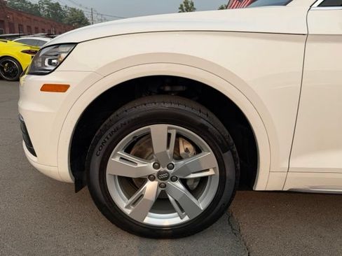 Used 2019 Audi Q5 2.0T Premium w/ Convenience Package AWD/4WD image 10