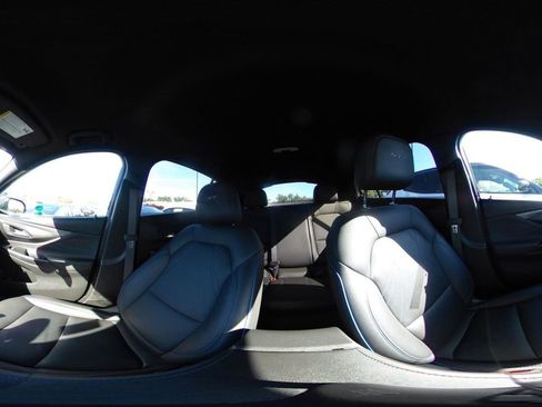 Used 2025 Buick Envista Sport Touring FWD image 41